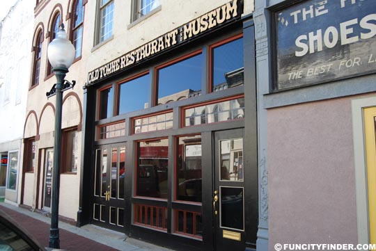 Old Towne Restaurant And Museum Avon Indiana