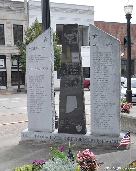 Photograph of the War Memorial in downtown Danville, Indiana.