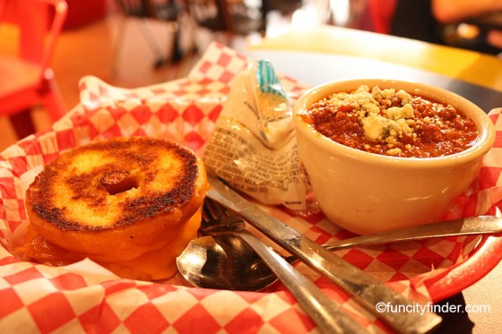 Tom + Chee Indianapolis Trader's Point