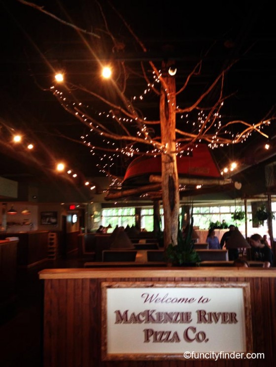 MacKenzie-River-Pizza-Company-7