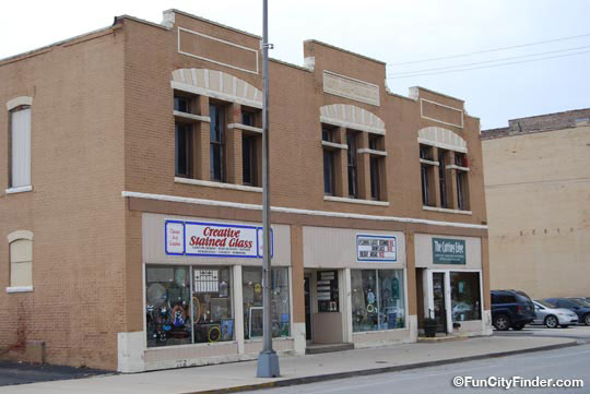 Photo of two Lebanon businesses, Creative Stained Glass and The Cutting Edge
