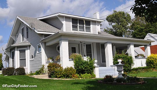 Photo of a Mooresville home in downtown Mooresville, Indiana