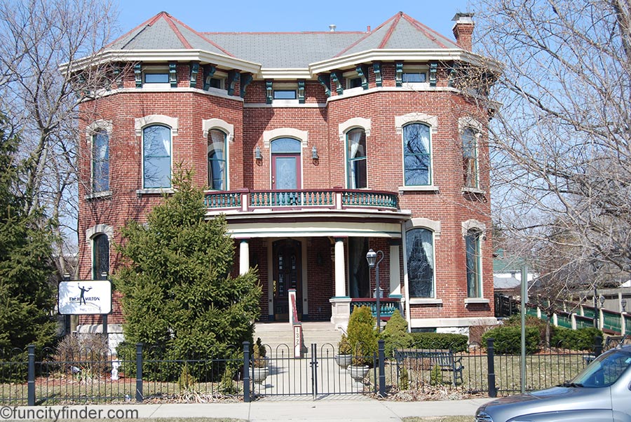 Fine Dinning in Victorian Home